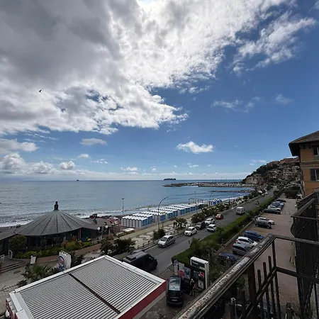 Appartement La Gemma Fronte Mare *
