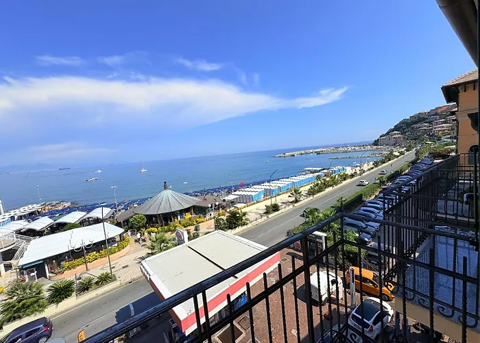 Apartment La Gemma Fronte Mare *